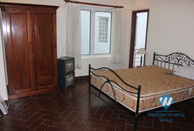Apartment with 01 bedroom, 02 bathrooms for rent in Tay Ho